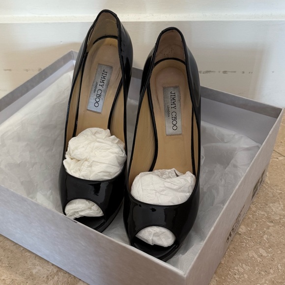 Jimmy Choo Black Patent Leather Heels SIZE 39 - Picture 1 of 4